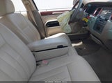 Lincoln Town Car Signature 1LNHM82W73Y694436 photo