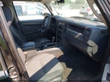 JEEP COMMANDER SPORT 1J4RG4GK0AC157281 снимка