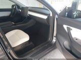 TESLA MODEL Y LONG RANGE DUAL MOTOR ALL-WHEEL DRIVE/PERFORMANCE DUAL MOTOR ALL-WHEEL DRIVE 5YJYGDEF8LF020263 photo