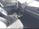 TOYOTA CAMRY SE/LE/XLE 4T1BF1FK1CU095215 photo