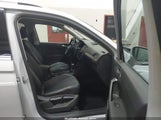 VOLKSWAGEN TIGUAN 2.0T SE/2.0T SEL/2.0T SEL R-LINE/2.0T SEL R-LINE BLACK 3VV2B7AX6KM051866 снимка