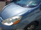 TOYOTA SIENNA LE 5TDKK4CC9AS318357 снимка