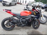 SUZUKI GSX-R750 JS1GR7MA6N7100368 снимка