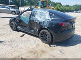 Tesla Model Y Long Range Dual Motor All-Wheel Drive 5YJYGDEE9MF081100 fotografie
