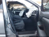 TOYOTA HIGHLANDER XLE 5TDKZRFH9KS330090 снимка