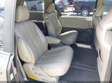 TOYOTA SIENNA XLE V6 5TDYK3DC5BS045504 снимка