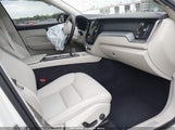 Volvo Xc60 Recharge Plug-In Hybrid T8 Core Dark Theme YV4H60DK6R1925870 photo