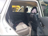 Nissan Rogue Sv 5N1AT2MV9JC794490 снимка