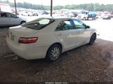 Toyota Camry Le JTNBE46KX73069745 снимка