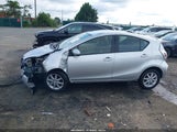 Toyota Prius C Three JTDKDTB30E1075790 снимка