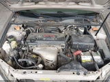 TOYOTA CAMRY LE 4T1BE32K05U542494 снимка