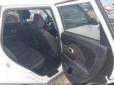 Kia Soul KNDJN2A23F7805556 снимка