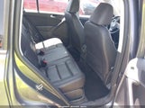 Volkswagen Tiguan S WVGBV7AX3GW617457 photo