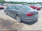 Volkswagen Passat 1.8T R-Line 1VWDT7A32HC048293 снимка