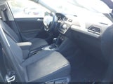 VOLKSWAGEN TIGUAN 2.0T S 3VV1B7AX7LM133084 photo