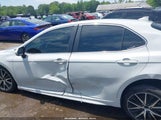 Toyota Camry Se 4T1G11AK0NU036123 photo