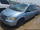 CHRYSLER TOWN & COUNTRY 1A4GP45R06B574338 снимка