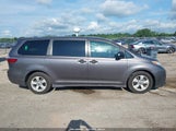 Toyota Sienna L 7 Passenger 5TDZZ3DC3KS994873 снимка