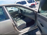 TOYOTA CAMRY LE 4T1BE32K42U014095 снимка