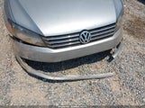 VOLKSWAGEN PASSAT 2.5L SE 1VWBH7A33CC067873 снимка