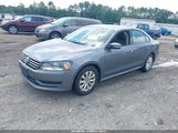 Volkswagen Passat 2.5L Wolfsburg Edition 1VWAH7A39DC141018 снимка