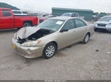 TOYOTA CAMRY LE 4T1BE32K56U684891 снимка