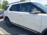Ford Explorer Xlt 1FM5K8D81JGC77825 снимка
