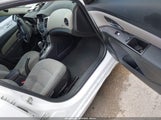 Chevrolet Cruze 1Lt Auto 1G1PC5SB9F7138212 fotografie
