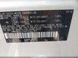 Toyota Rav4 Xle JTMRFREV2JJ744970 снимка