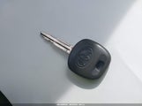 TOYOTA CAMRY LE 4T1BE46K97U518228 снимка