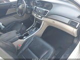 HONDA ACCORD LX 1HGCR2F37DA072458 снимка