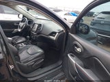 Jeep Cherokee Trailhawk L Plus 4X4 1C4PJMBS3HD217337 снимка