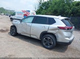 Nissan Rogue Sv Intelligent Awd JN8BT3BB3RW422181 fotografie