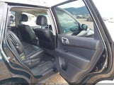 Nissan Pathfinder Platinum 5N1DR2MM2HC620239 снимка