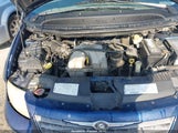 Chrysler Voyager 1C4GJ25BX1B150575 снимка