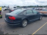 VOLKSWAGEN PASSAT 1.8T S 1VWAS7A31GC029884 photo