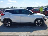 Nissan Kicks Sr Xtronic Cvt 3N1CP5DV0LL530829 снимка