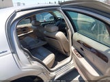 LINCOLN TOWN CAR SIGNATURE 1LNHM82W5XY699589 снимка
