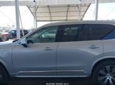 VOLVO XC90 RECHARGE PLUG-IN HYBRID T8 PLUS BRIGHT THEME 7-SEATER YV4H60CE5R1221753 fotografie