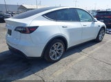 TESLA MODEL Y LONG RANGE DUAL MOTOR ALL-WHEEL DRIVE 5YJYGDEE7MF269498 photo