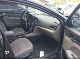 Hyundai Elantra Se 5NPD74LF3JH365782 снимка