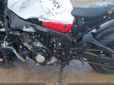 SUZUKI GSX-R1000 JS1DM11B9H2101074 снимка