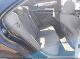 TOYOTA CAMRY LE 4T1BE46K27U539129 снимка