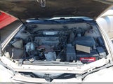 Toyota Camry Le JT2SK12E0S0330606 снимка