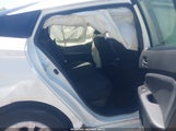 Toyota Prius Le JTDKARFU3L3125260 снимка