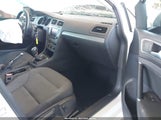 Volkswagen Golf Sportwagen Tsi S 3VW017AU5HM540201 fotografie