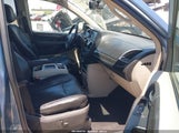 Chrysler Town & Country Touring-L 2C4RC1CG8CR195613 снимка