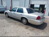 Ford Crown Victoria 2FAFP74W25X130230 снимка