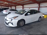 TOYOTA PRIUS TWO JTDKBRFU9J3068623 снимка