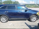 KIA SORENTO 2.4L LX 5XYPG4A39KG508555 photo